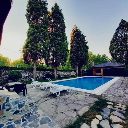 Fascinating Villa With Pool And Jacuzzi Surrounded By Nature In Sapanca Villa Sakarya